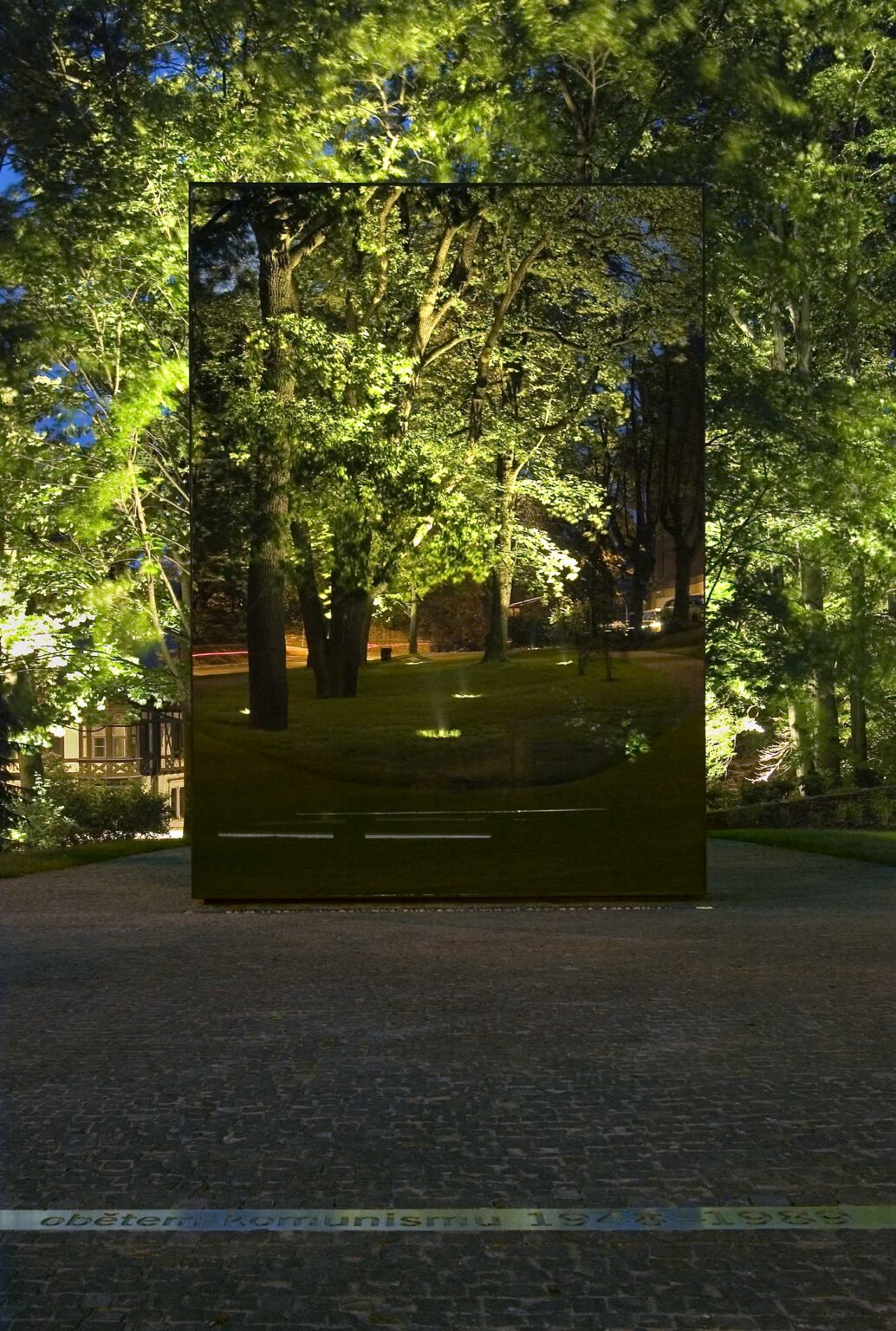 Pamatnik Liberec 112